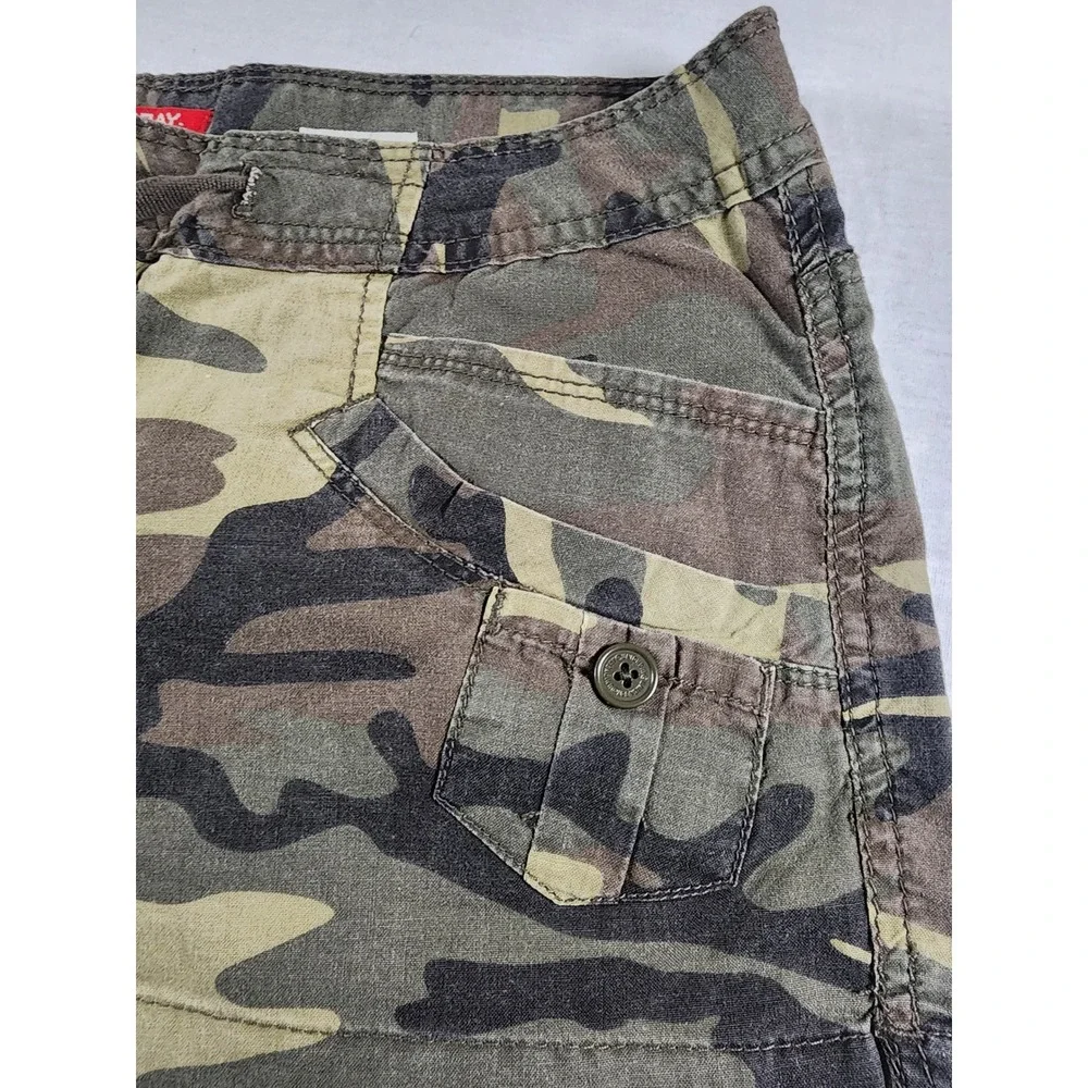 Vintage Unionbay Camo Cargo Shorts Y2k Womens 9 Green Camouflage Drawstring 90s - Picture 4 of 7